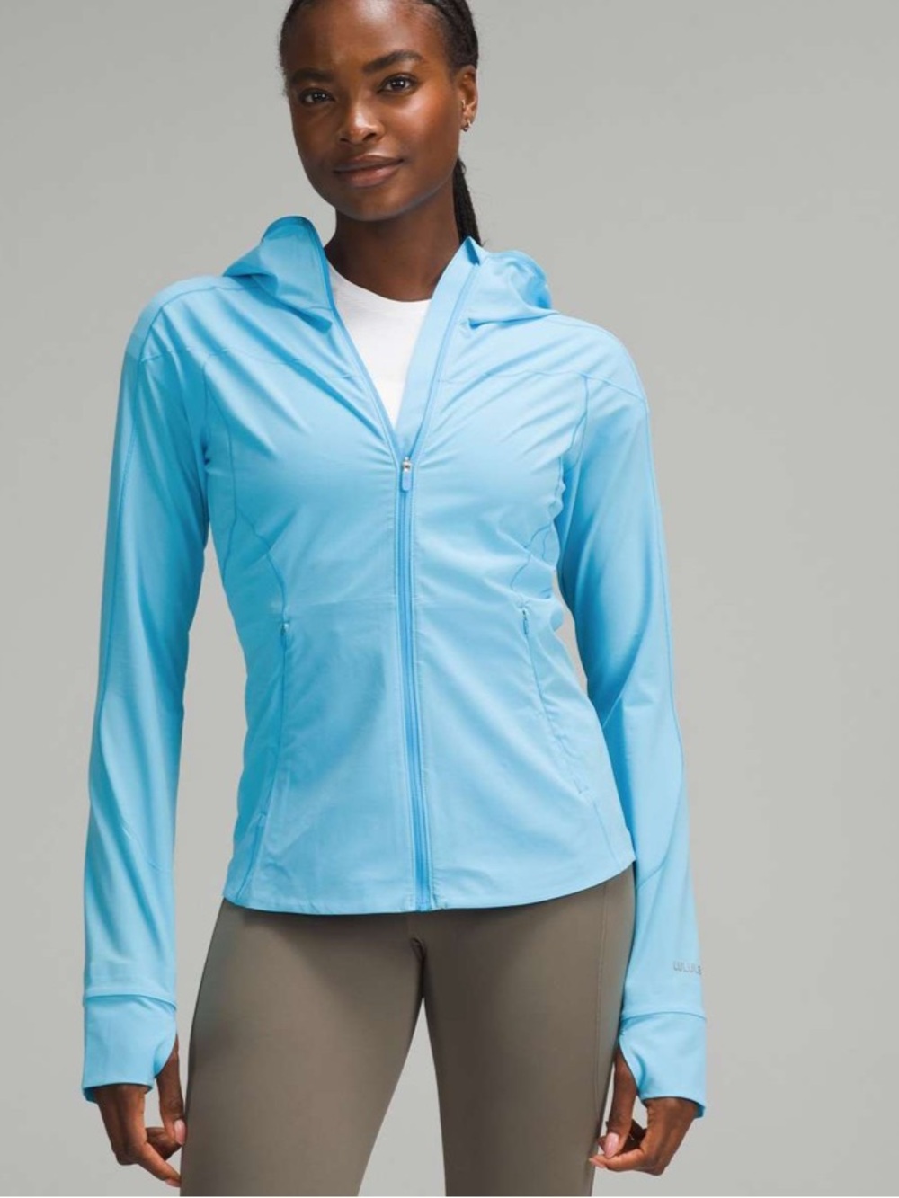 LULULEMON MIST OVER Windbreaker
COLOR -Kayak Blue Light